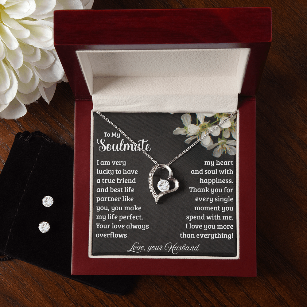 Timeless Beauty: Necklace and Earrings Set with a Heartfelt Message from Husband