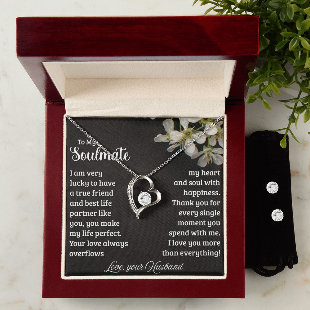 Timeless Beauty: Necklace and Earrings Set with a Heartfelt Message from Husband
