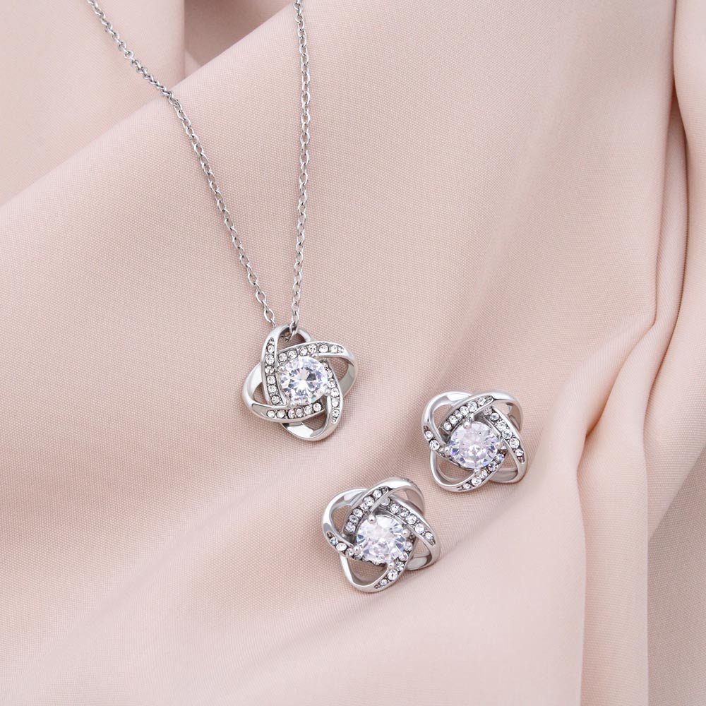 Forever in Your Heart: A Daughter's Love Necklace with Message Card for Mom - Giulia's Jems