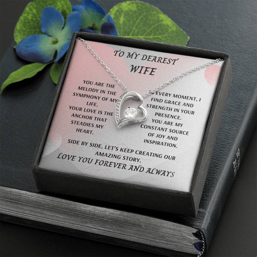 Heart's Embrace: Elegance in Every Curve - Giulia's Jems