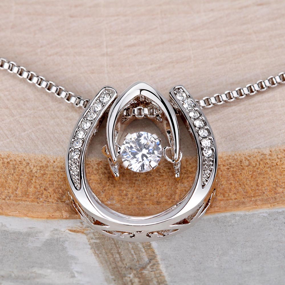 Love & Faith: A Necklace with an Encouraging Card - Giulia's Jems