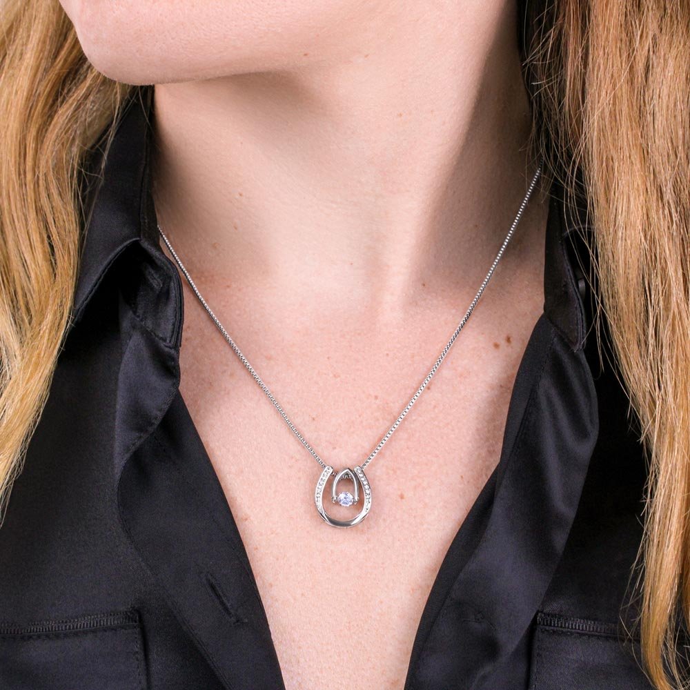 Love & Faith: A Necklace with an Encouraging Card - Giulia's Jems