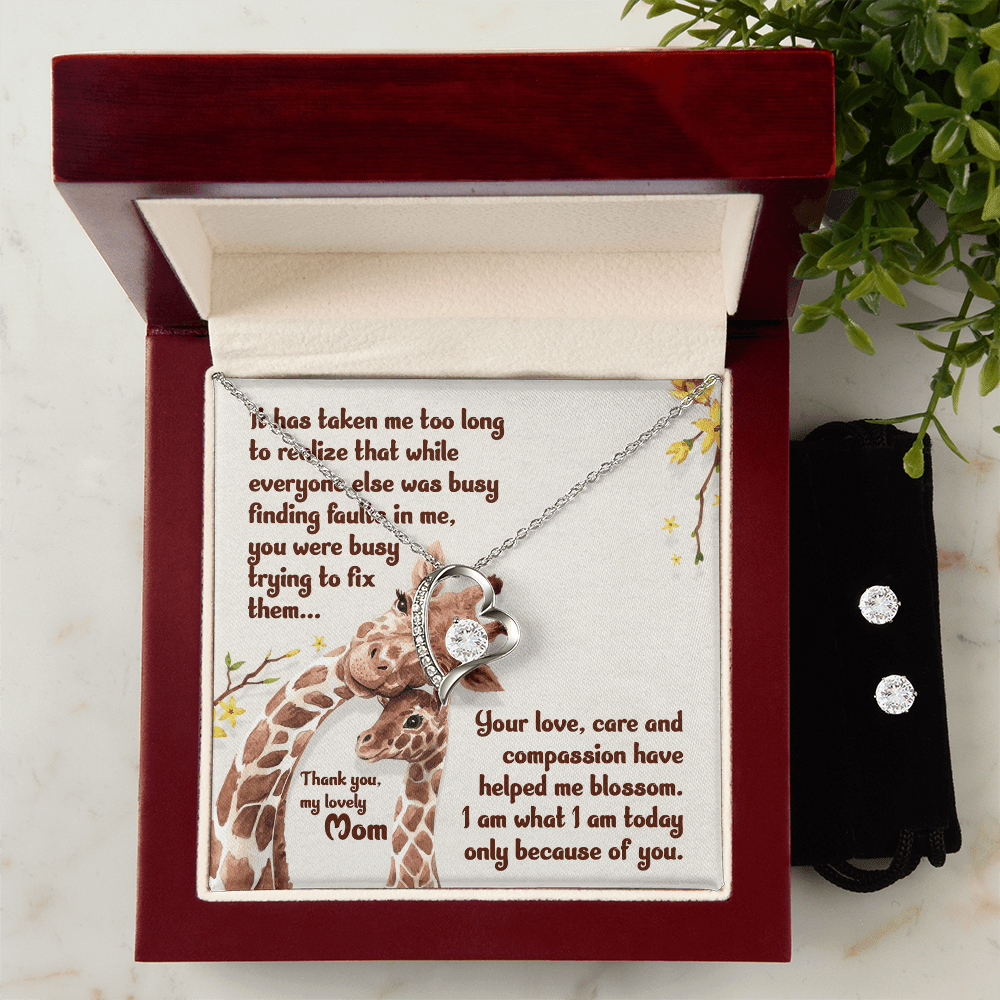 Mom, You Are My Strength: Beautiful Necklace with Inspirational Message - Giulia's Jems